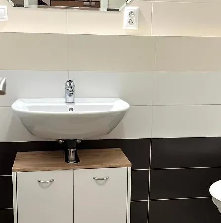 Prague-2 Free Parking דירה